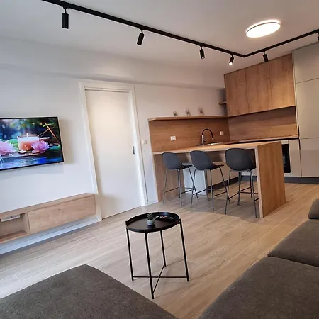 Apartman Dora With Private Parking Zadar