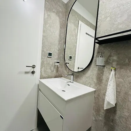 Dora With Private Parking * Zadar