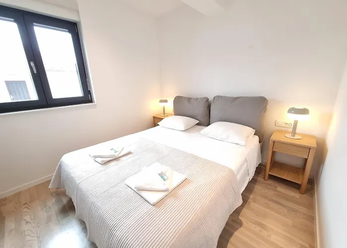 Dora With Private Parking Zara