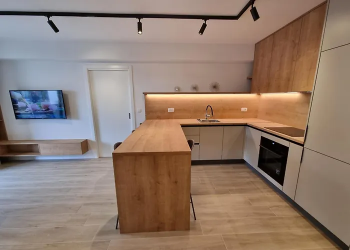 Dora With Private Parking Appartamento *