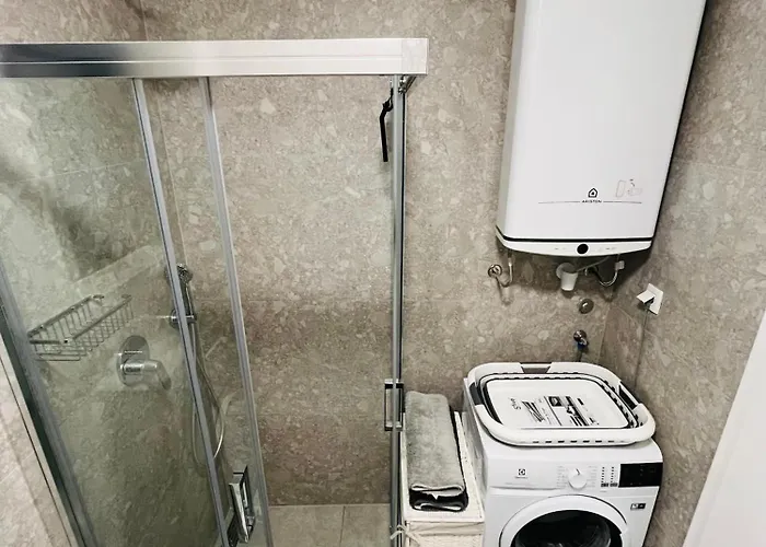 Dora With Private Parking Appartamento